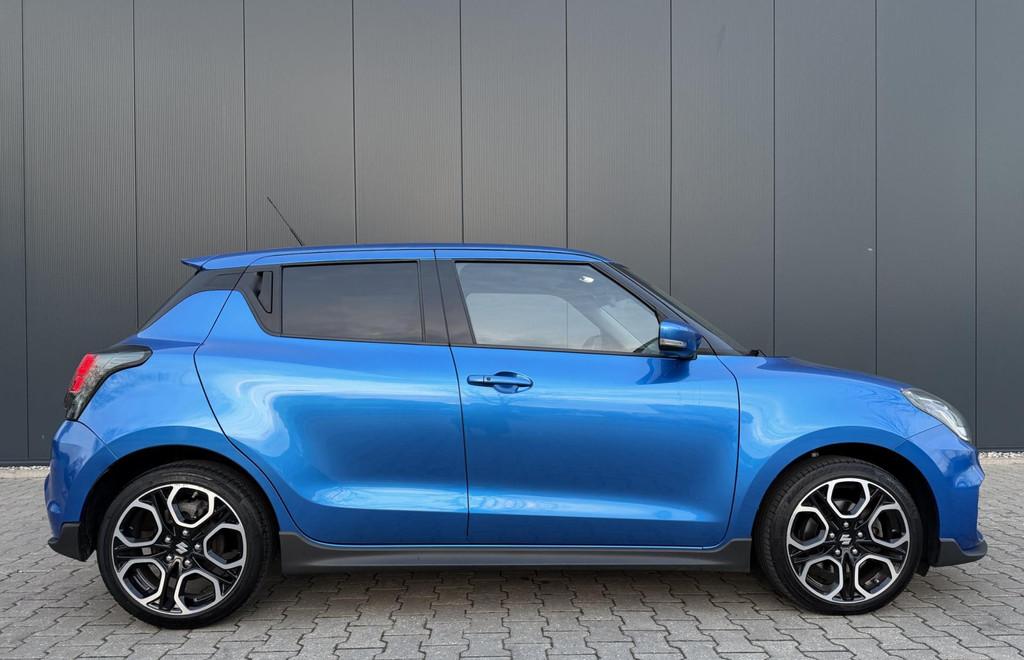 Suzuki SWIFT 1.4 Sport SmartHybrid 129PK 2022 Carbon LED Nav, Auto's, Voorwielaandrijving, Gebruikt, Euro 6, 129 pk