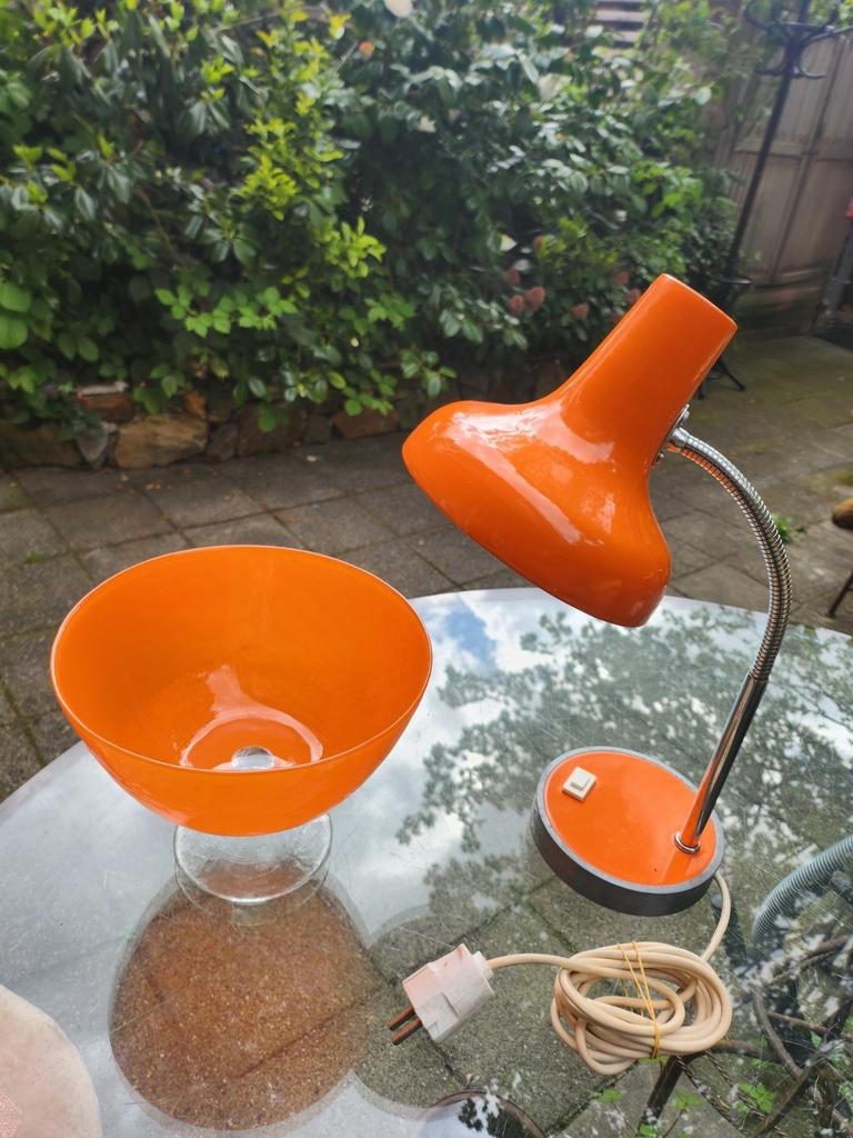 1970s Oranje Tafellamp en Fruitschaal, Huis en Inrichting, Lampen | Tafellampen, Ophalen of Verzenden, Metaal, Minder dan 50 cm