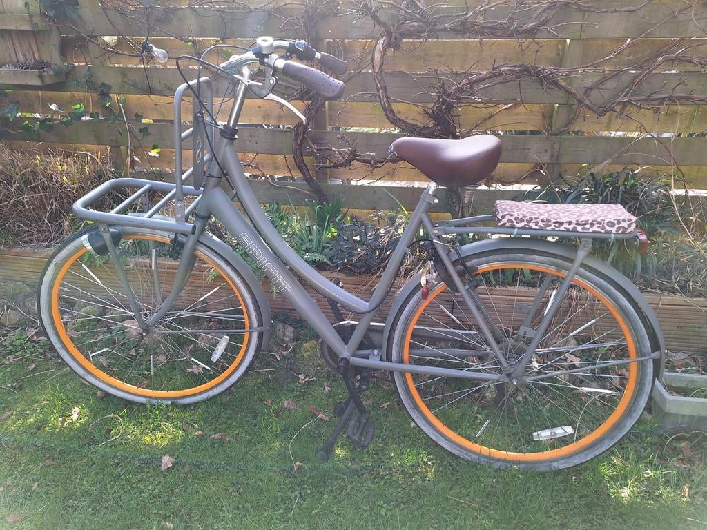 28 inch Spirit omafiets met voordrager, Fietsen en Brommers, Fietsen | Dames | Damesfietsen, Ophalen, Gebruikt, Overige merken
