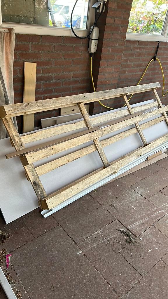 Palet, Ophalen, Minder dan 25 mm, Zo goed als nieuw, Pallet