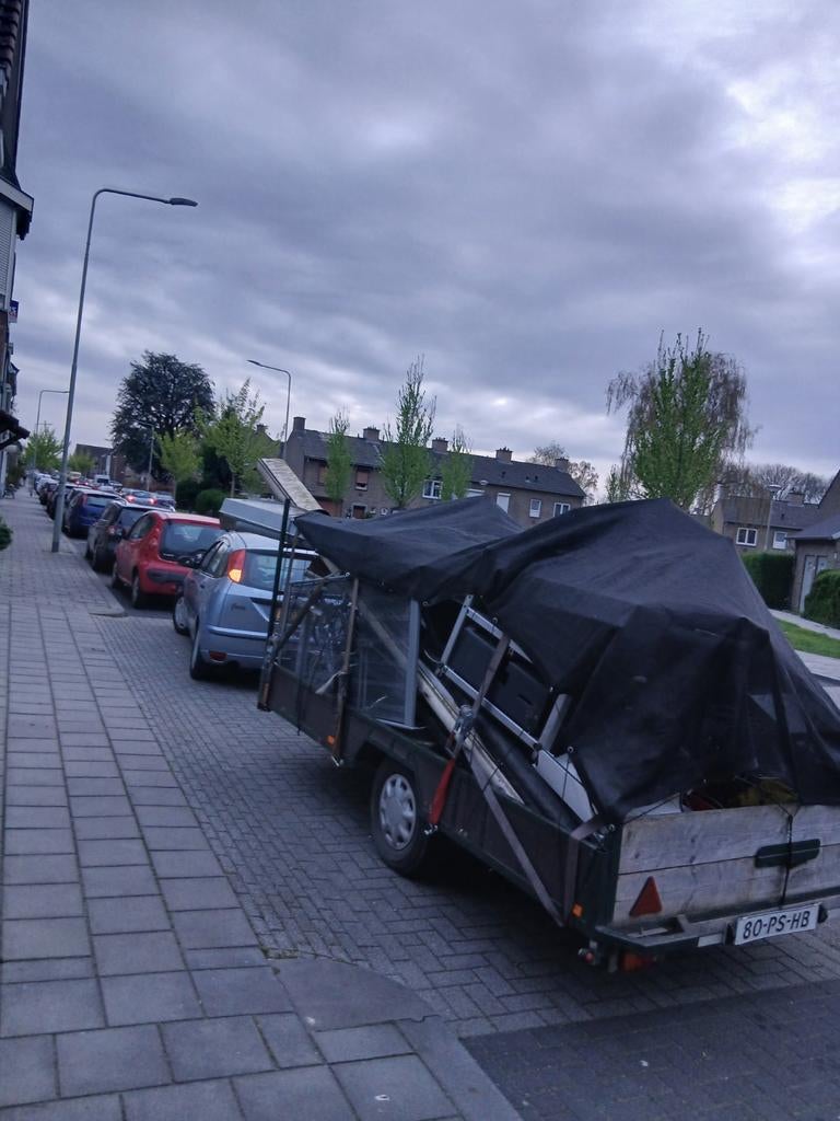 Gratis oud ijzer gezocht, Ophalen