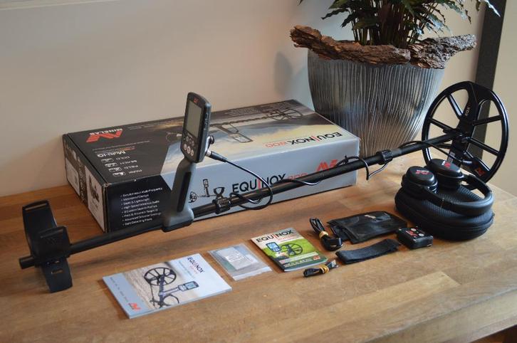 DETECTOR PLAZA: occasion Minelab Equinox 800, Hobby en Vrije tijd, Metaaldetectors, Gebruikt, Meer dan 30 cm, Minelab, Discriminatie metaaldetectie