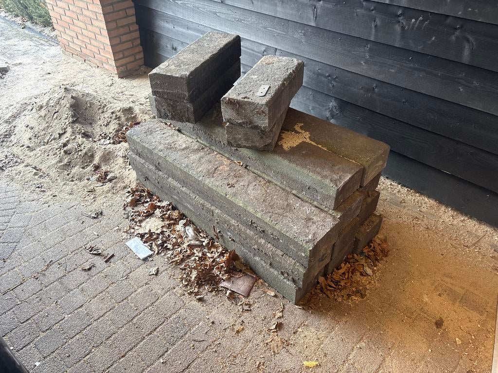 Antracietgrijze betonblokken 120x12x20 cm, Doe-het-zelf en Verbouw, Metselstenen, Ophalen, Gebruikt, Beton