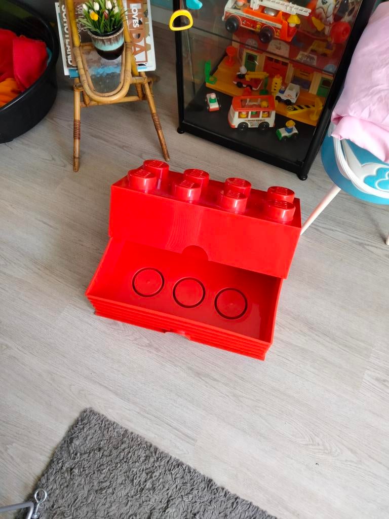 Lego opbergdoos, Ophalen