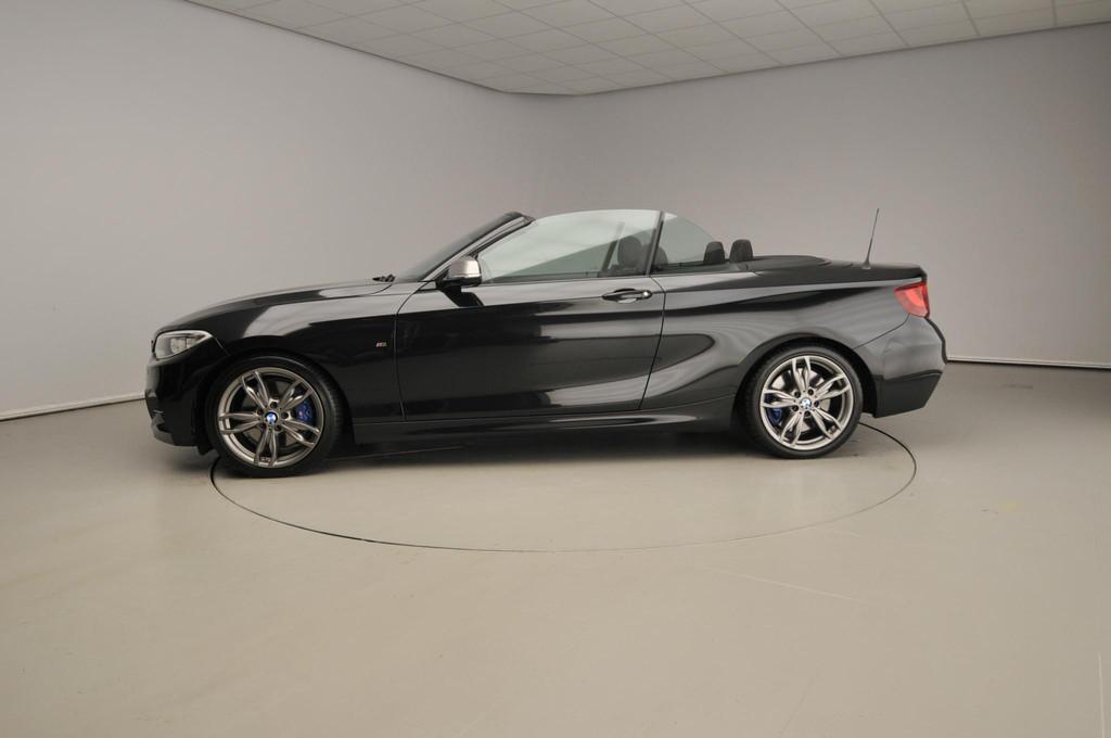 BMW 2 Serie Cabrio M240i | M-Sportpakket | Xenon | Navigatie, Auto's, BMW, Automaat, 12 maanden, Gebruikt, 4 stoelen