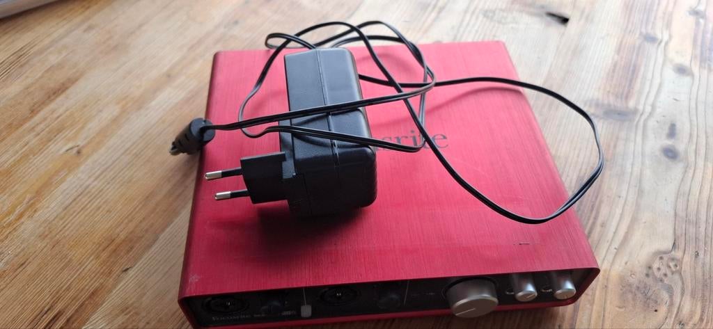 Focusrite Scarlett 6i6, gebruikt. incl voeding, Muziek en Instrumenten, Ophalen, Gebruikt