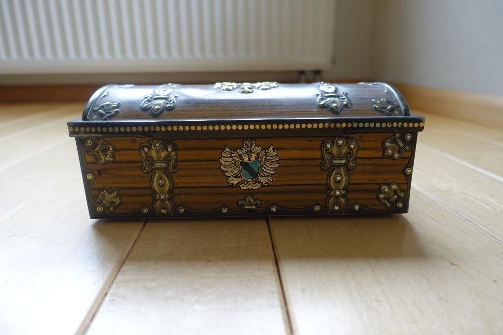 Vintage sigarenblik van Elisabeth Bas, Ophalen of Verzenden, Gebruikt, Overige