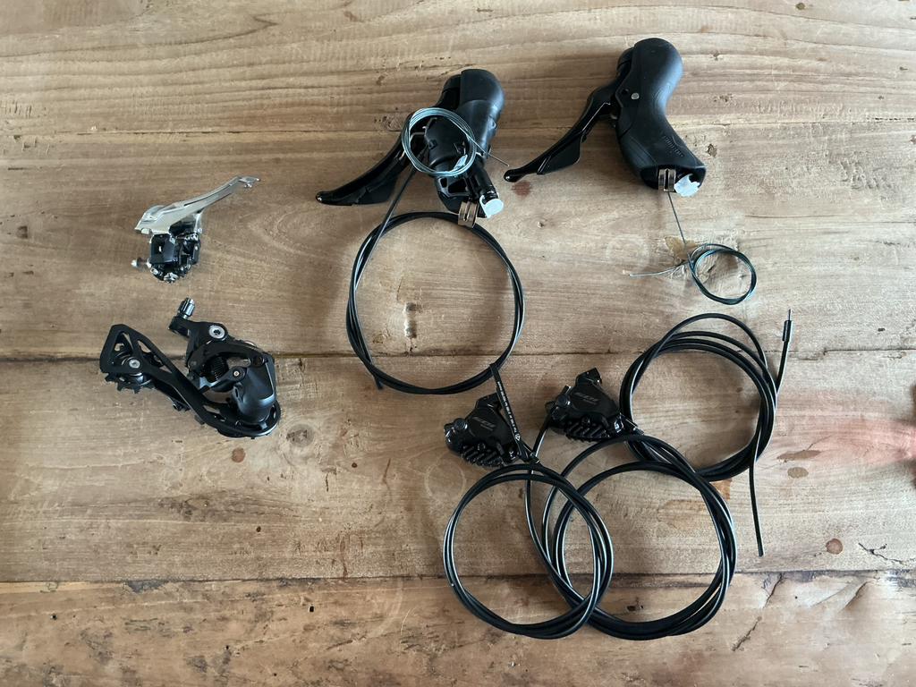 Gloednieuw Shimano 105 R7100 12sp groepset, Fietsen en Brommers, Fietsonderdelen, Ophalen of Verzenden, Nieuw, Racefiets