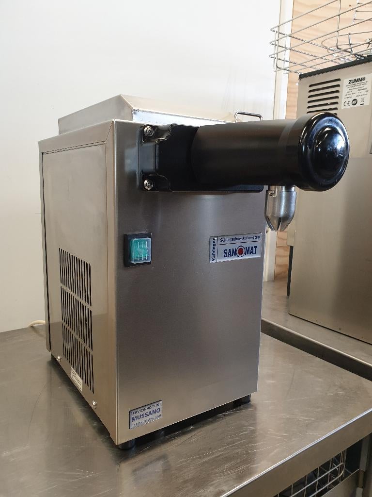 Slagroommachine 1,5 ltr Sanomat Amigo, Zakelijke goederen, Horeca | Keukenapparatuur, Ophalen of Verzenden, Gebruikt, Overige typen