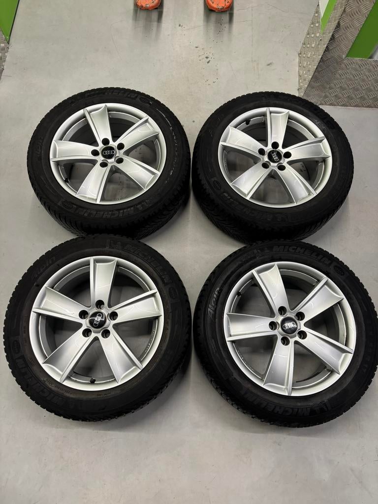Winterbanden audi 225/55 R17, Auto-onderdelen, Banden en Velgen, Ophalen, Gebruikt, Banden en Velgen, 17 inch