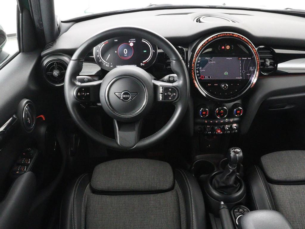 Mini Cooper 1.5 Business Edition | Harman/Kardon | Carplay |, Auto's, Voorwielaandrijving, Gebruikt, Origineel Nederlands, Handgeschakeld