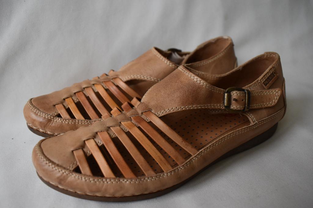 April'26 PIKOLINOS maat 39 instappers leder NIEUWSTAAT, Bruin, Nieuw, Pikolinos, Sandalen of Muiltjes