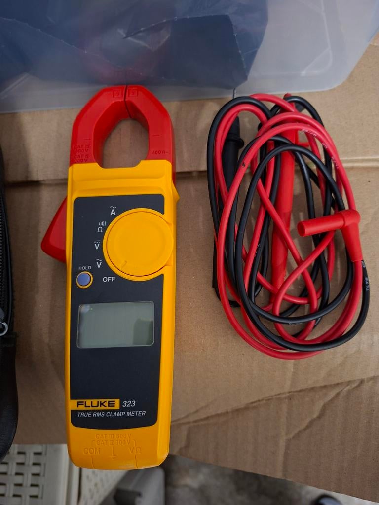 Fluke 323 RMS Clamp meter, Ophalen of Verzenden, Zo goed als nieuw