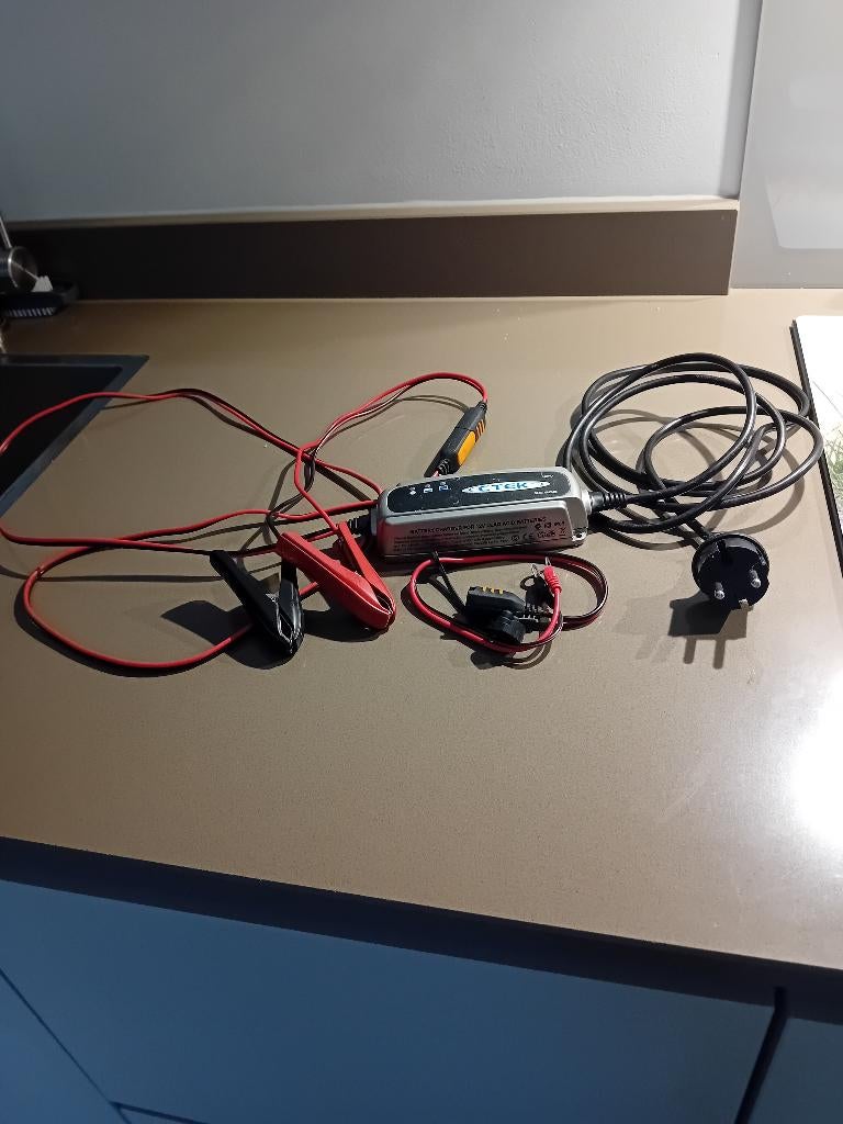 Battery charger, Ophalen, Gebruikt