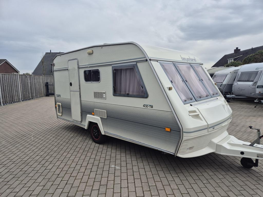 Beyerland Quartz 430 TM + Voortent, Overige typen, Bedrijf, Treinzit, 750 - 1000 kg