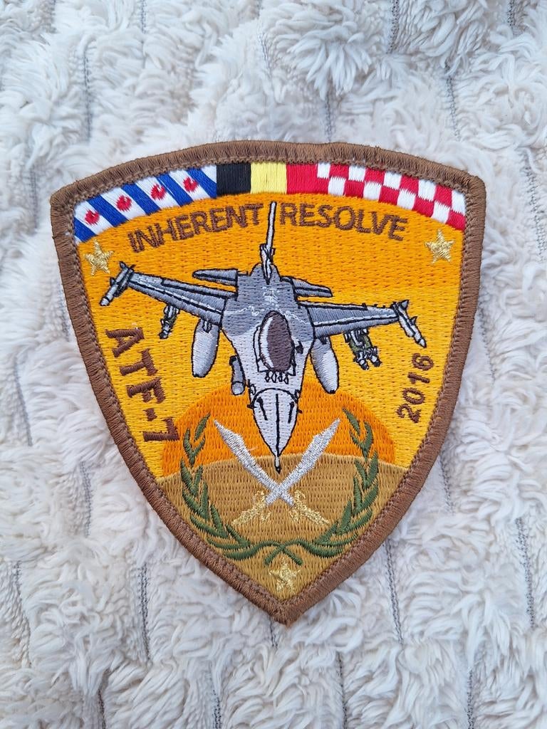 Klu embleem, Verzamelen, Ophalen of Verzenden, Luchtmacht, Nederland, Embleem of Badge