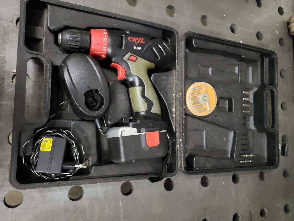 Skill Accu Schroevendraaier, Ophalen, Gebruikt