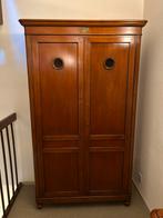 Arts et Métiers linnenkast, Ophalen