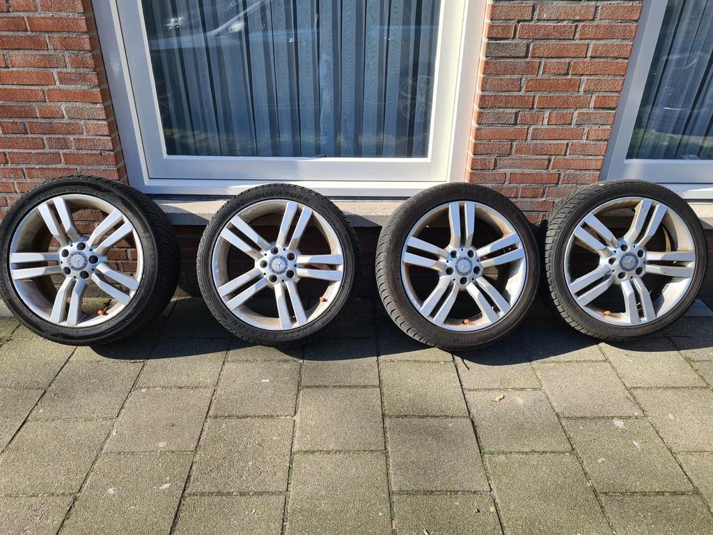 Mercedes benz velgen 18 inch breedset, Auto-onderdelen, Banden en Velgen, 18 inch, Banden en Velgen, Personenwagen, Gebruikt