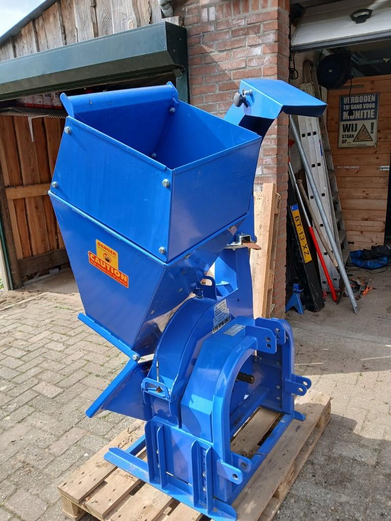 Takken versnipperaar voor mini trekker, Ophalen