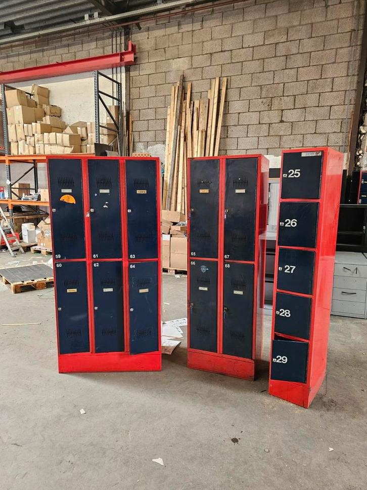 Stalen kluisjes lockers kasten industrieel, Huis en Inrichting, Kasten | Stellingkasten, Gebruikt, Ophalen