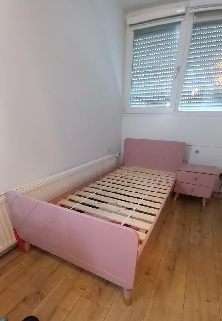 Eenpersoonsbed Billy 90x200 met nachtkastje - Zonder matras, Huis en Inrichting, Slaapkamer | Bedden, Ophalen, Gebruikt, 90 cm