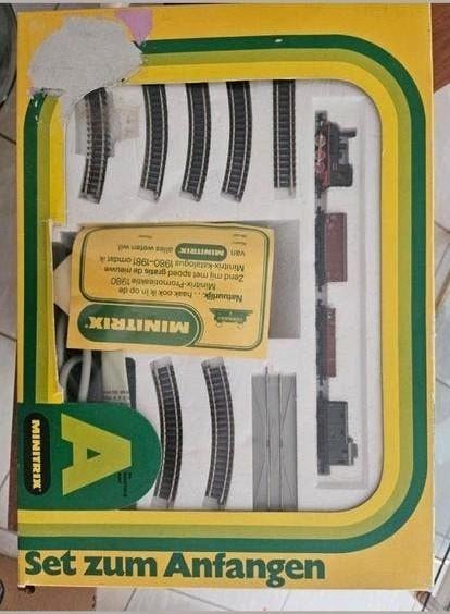 Minitrix basis startset 1980-1981, ongebruikt, Ophalen of Verzenden