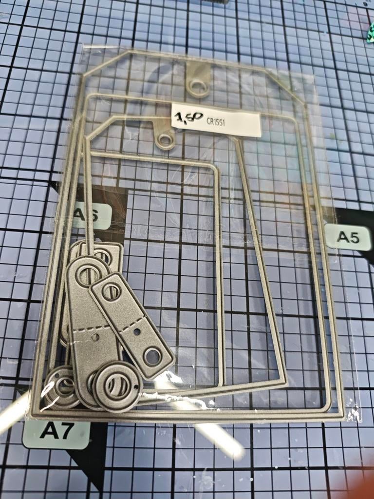 Marianne Design snijmallen - Tags en scharnieren, Geschikt voor snijden, Zilver, Zo goed als nieuw, Overige merken