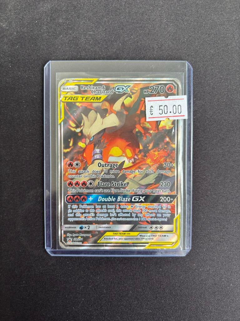 Reshiram & Charizard GX Pokémon Kaart, Ophalen of Verzenden, Gebruikt, Losse kaart
