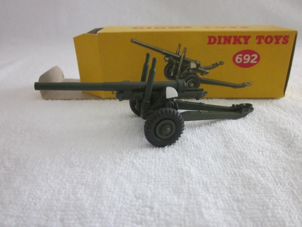 Dinky Toys 5.5 Medium Gun in originele doos mint condition., Ophalen of Verzenden, Nieuw, Overige typen, Dinky Toys