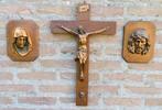 Kruisbeeld Jezus aan het kruis en 2 koppen Jezus en Maria, Antiek en Kunst, Ophalen of Verzenden