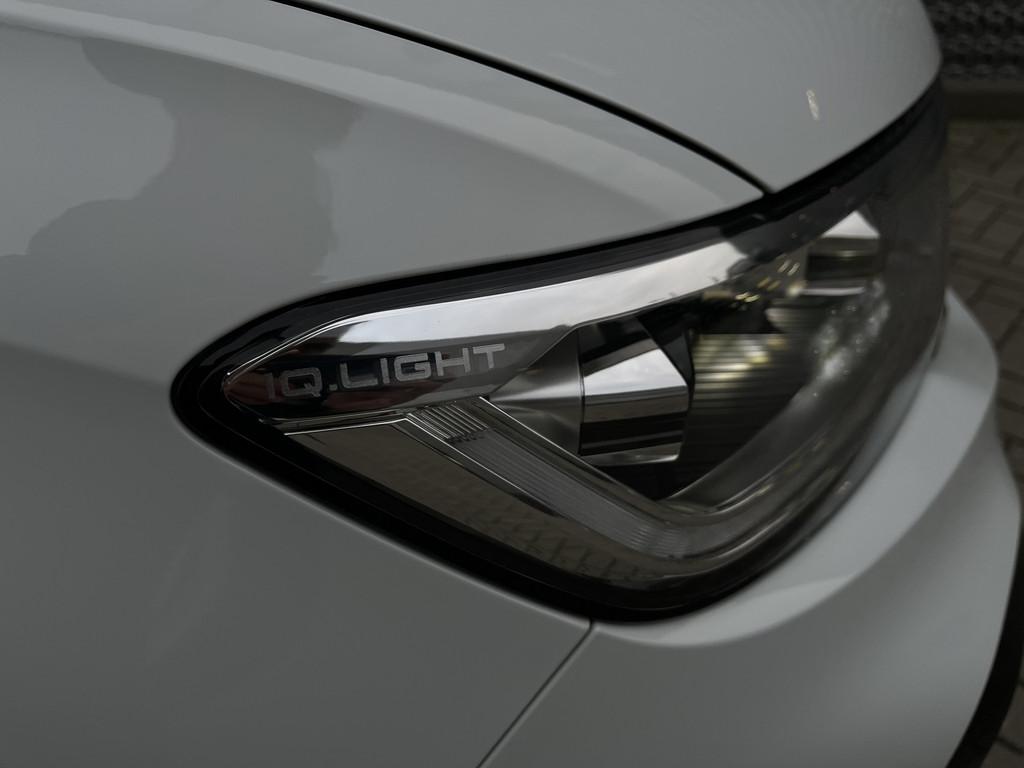 Volkswagen T-Roc 1.5 TSI 150pk DSG R-Line / Panoramadak / Di, 12 maanden, 1258 kg, Zwart, 4 cilinders