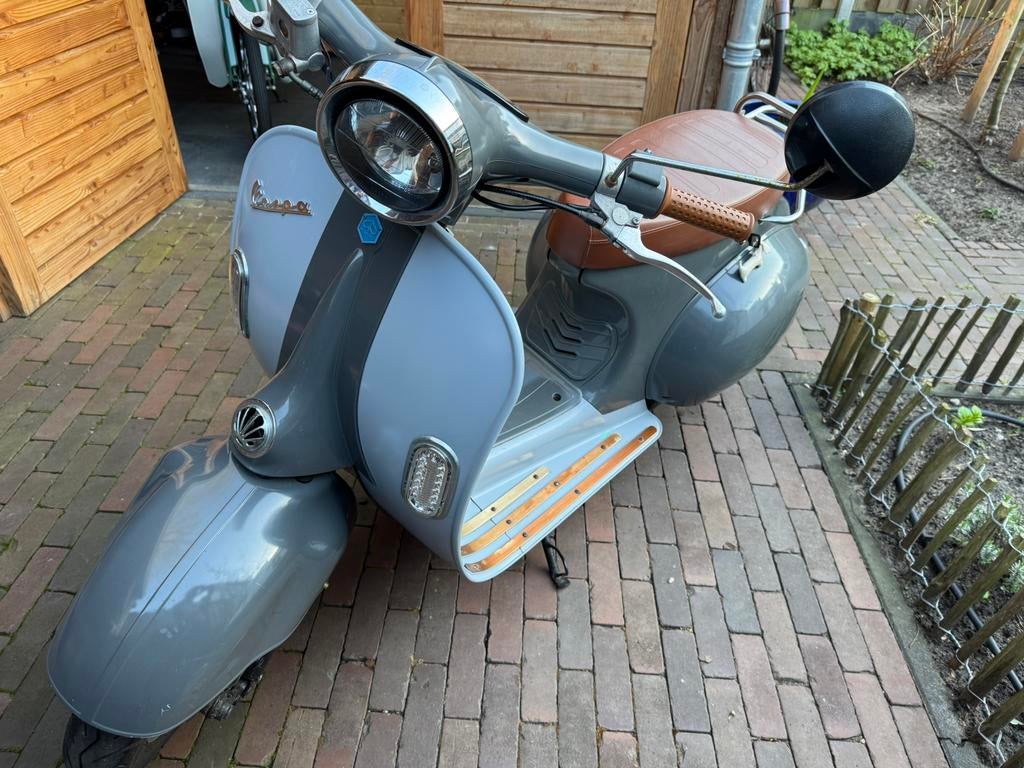 Emco Nova met sluiting in motor T.E.A.B., Ophalen, Gebruikt, Maximaal 45 km/u, Elektrisch