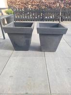 Twee  bloempotten, Ophalen, Gebruikt, Vierkant, Kunststof