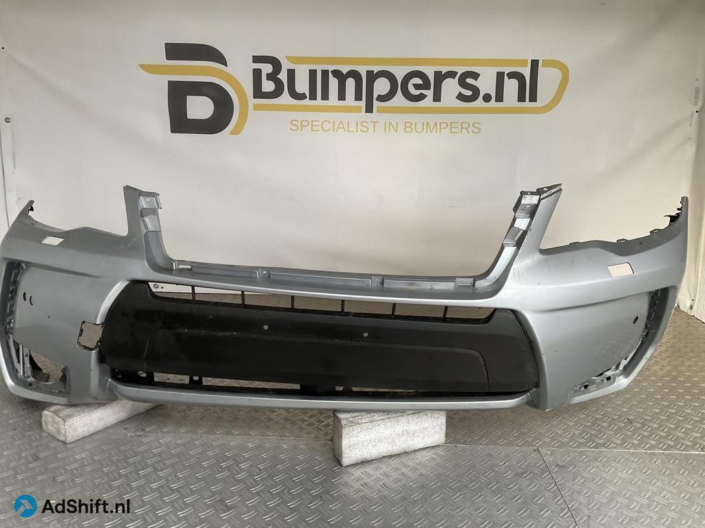 Bumper Subaru Forester Plus 14- 57704SG021 Voorbumper M1-173, Bumper