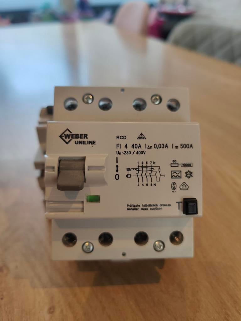 2x Weber Uniline 3-fase aardlekschakelaar 40A, Ophalen of Verzenden, Gebruikt, Schakelaar