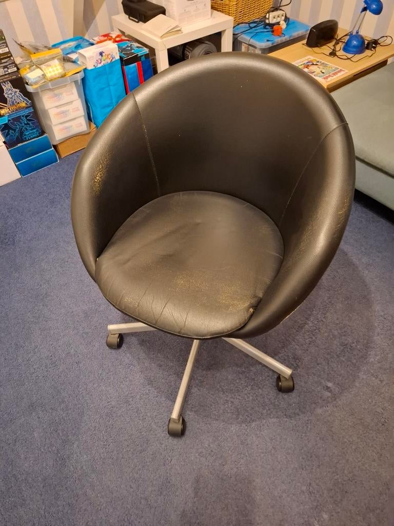 Zwarte ikea bureaustoel, Ophalen, Gebruikt, 75 tot 100 cm