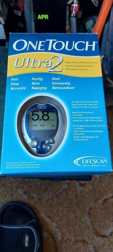ONETOUCH Ultra2 bloedsuiker tester + AccuChek test strips, Ophalen of Verzenden