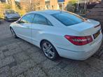 Mercedes-Benz E-Klasse 2.2 CDI E250 Coupe AUT 2010 Wit, Auto's, Mercedes-Benz, Automaat, Achterwielaandrijving, 1800 kg, Zwart