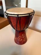 Mooie houten Djembe met salamander gravure, Muziek en Instrumenten, Percussie, Ophalen of Verzenden, Gebruikt, Trommel