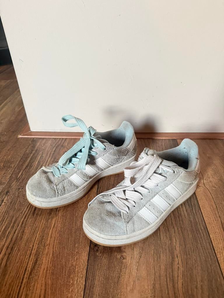 Baby blauwe sneakers van Adidas voor jongens maat 36 2/3e., Schoenen, Ophalen of Verzenden, Zo goed als nieuw, Jongen