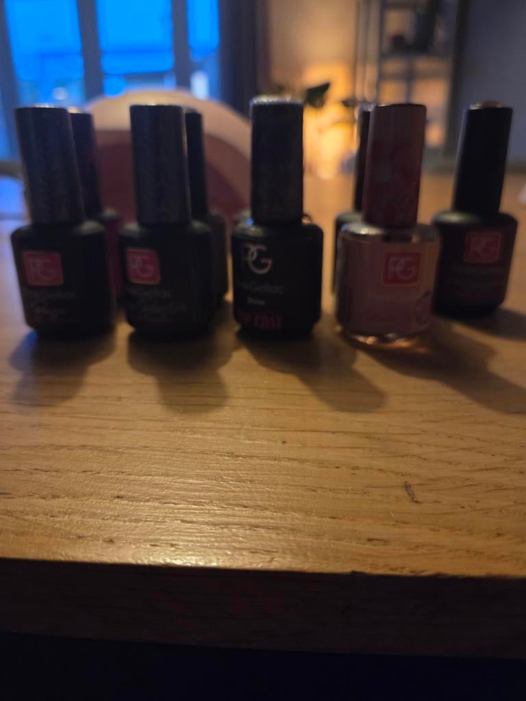 Pink Gellac, Ophalen of Verzenden, Zo goed als nieuw, Overige kleuren, Handen en Nagels