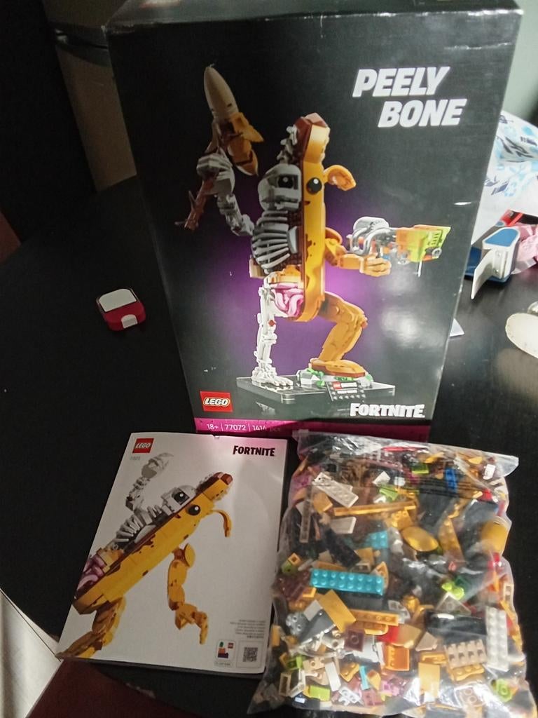 LEGO Fortnite Peely Bone compleet met doos en handleiding, Ophalen, Gebruikt