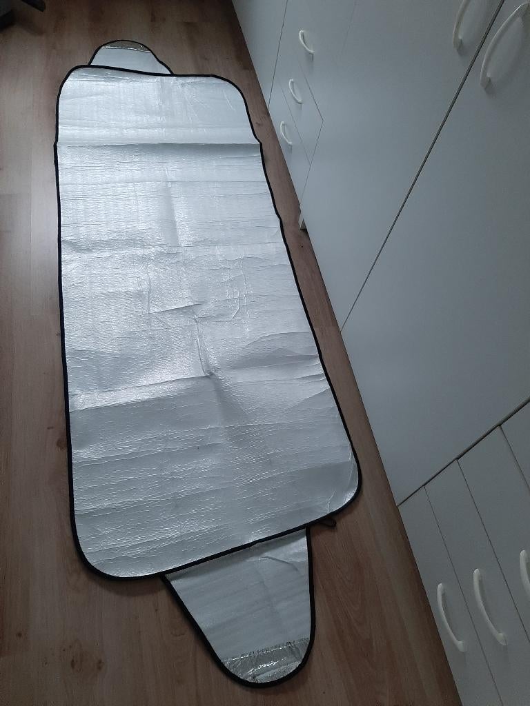 raamisolatie voor op de voorruit van een bus (camper), Ophalen, Gebruikt