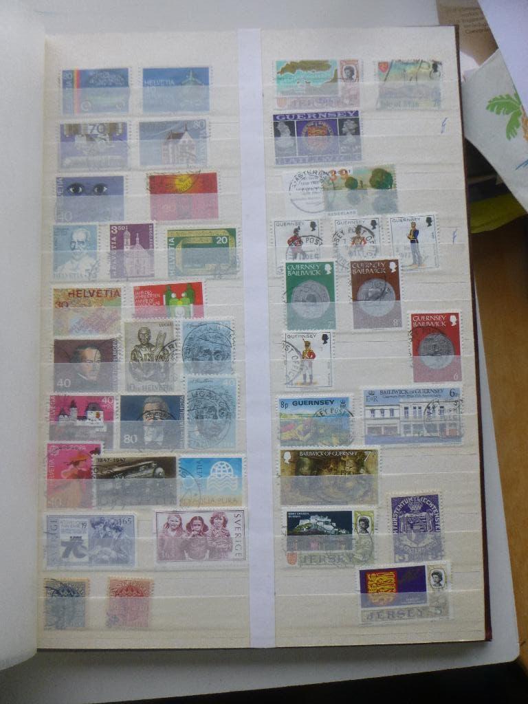 Stockboek Zwitserland Guernsey, Zweden modern, Nederland, Postzegels en Munten, Postzegels | Volle albums en Verzamelingen, Ophalen of Verzenden