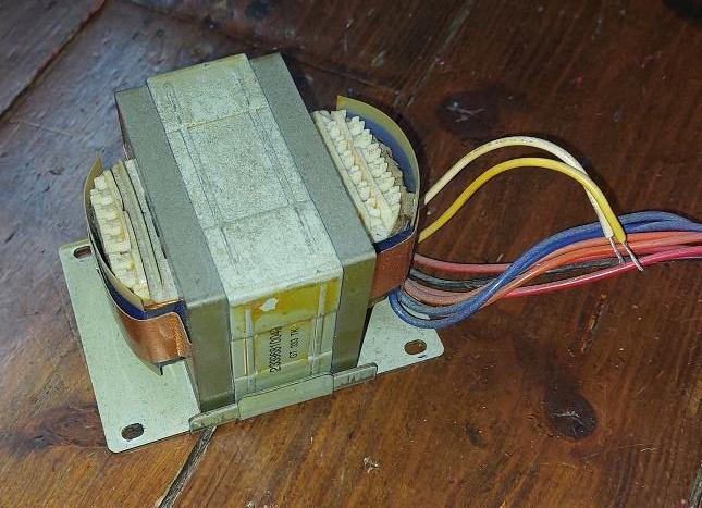 Eind versterker trafo, Ophalen of Verzenden, Gebruikt