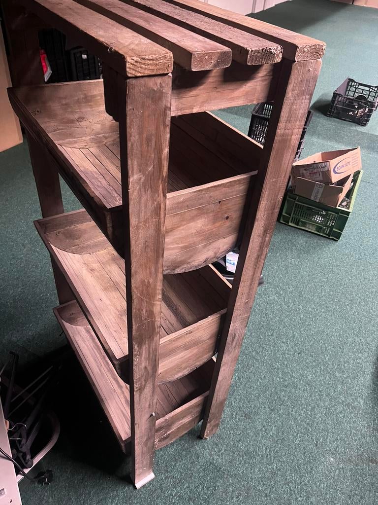 Mooie houten kast / stelling met half ronde bakken, Ophalen, Zo goed als nieuw