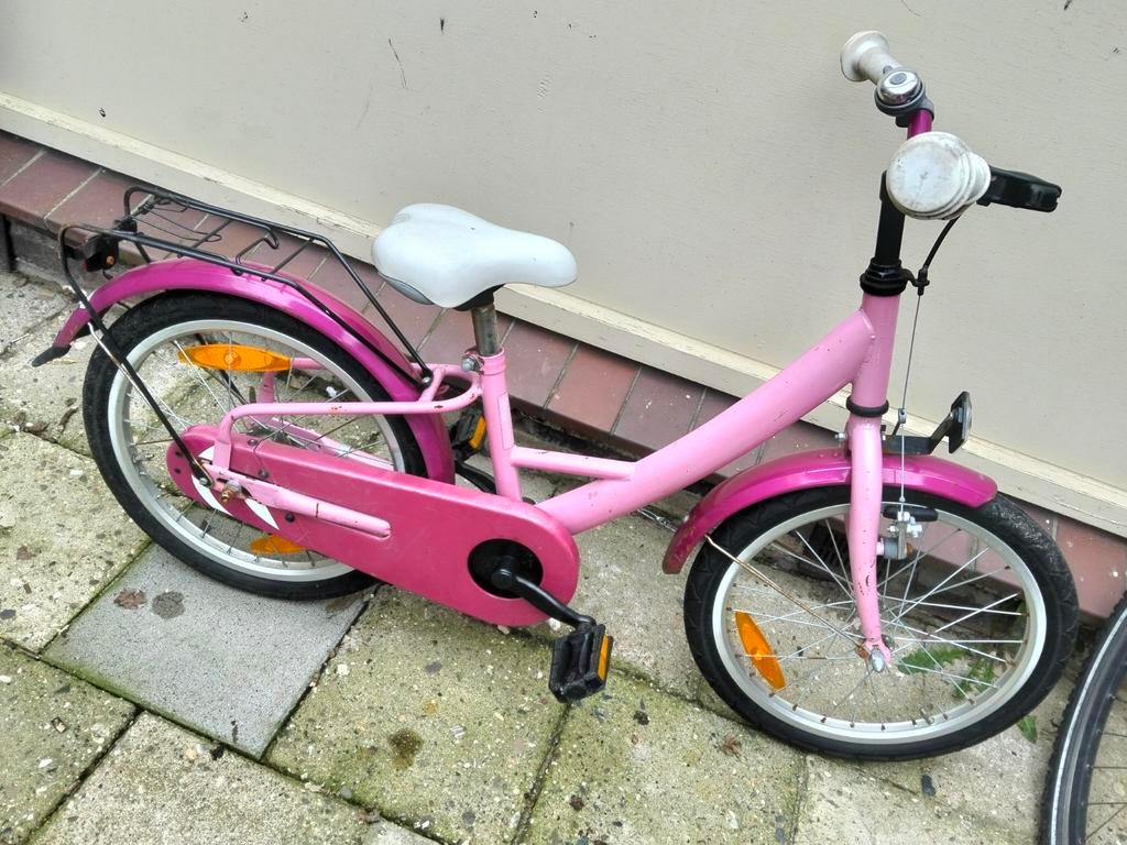 Roze meisjesfiets 18 inch., Fietsen en Brommers, Fietsen | Meisjes, Gebruikt, 18 inch, Handrem, Ophalen
