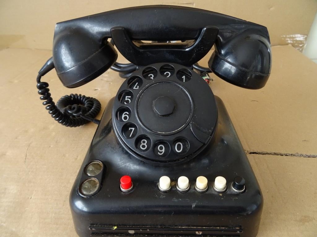 Vintage bakelieten telefoon bakeliet telefoon type 1950, Antiek en Kunst, Ophalen of Verzenden