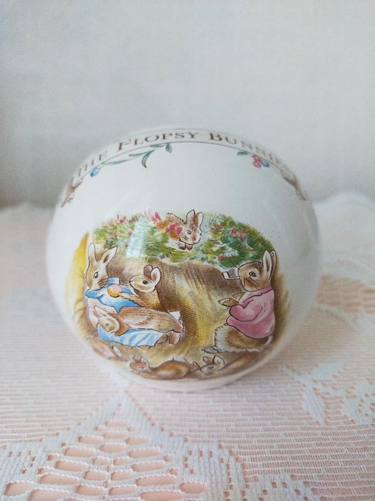 The Flopsy Bunnies Beatrix Potter Royal Albert Spaarpot, Ophalen of Verzenden, Gebruikt, Dier